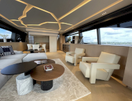 Ferretti 881