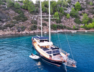 Deryam Deluxe