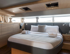 Explorion Aquila 54ft
