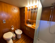 Benetti 90