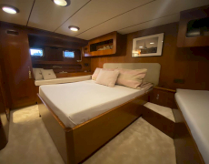 Benetti 90