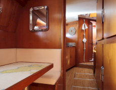 Benetti 90