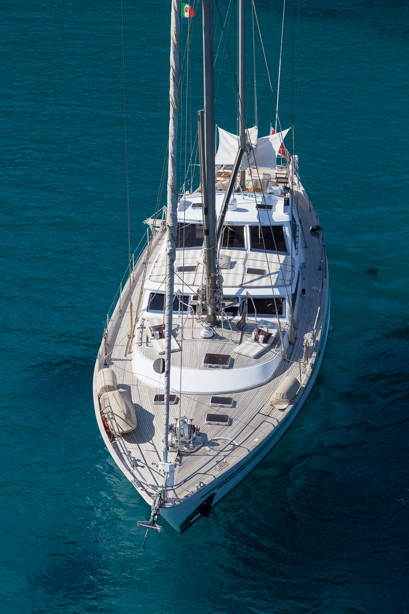 Benetti 90