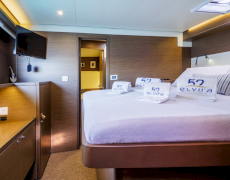 Elvira 52