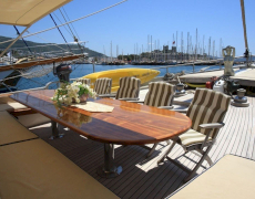 Aegean Clipper