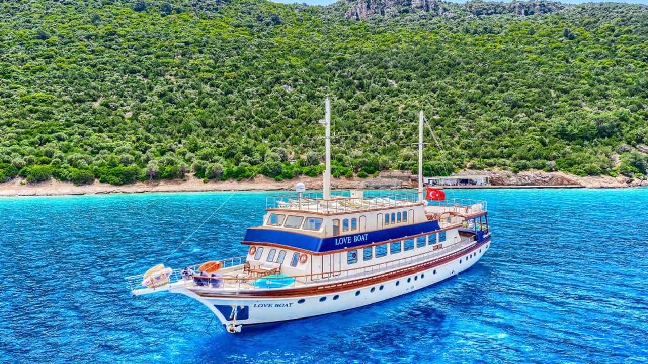 Love Boat